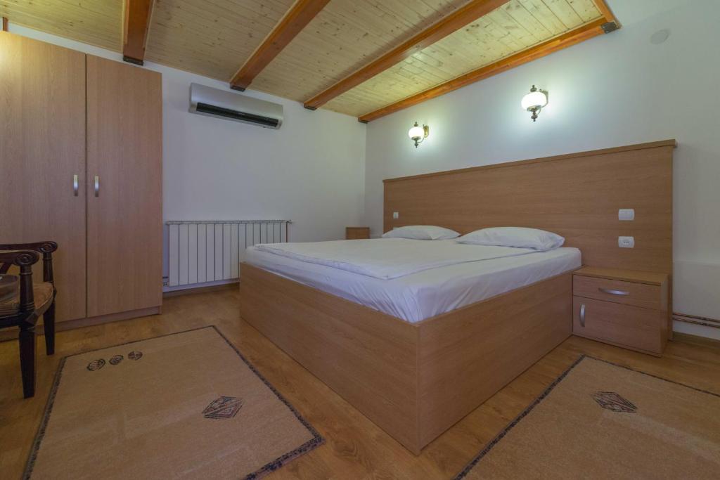 Pensiunea Imperial Târgu-Mureş Zimmer foto