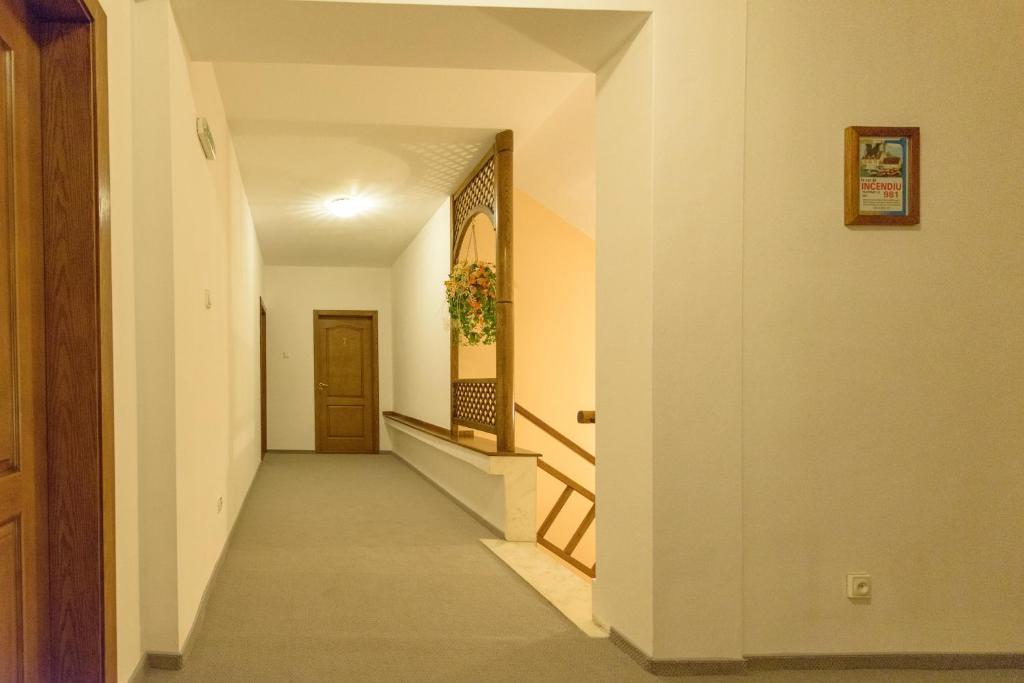 Pensiunea Imperial Târgu-Mureş Exterior foto