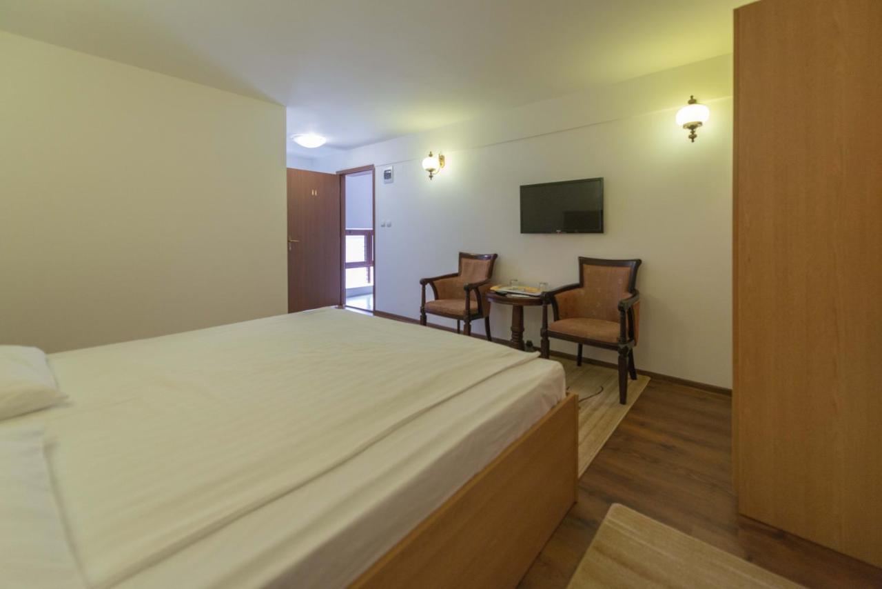 Pensiunea Imperial Târgu-Mureş Zimmer foto